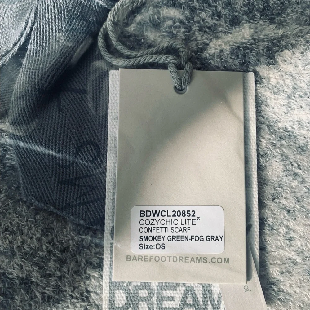 NWT Barefoot Dreams CozyChic Lite Confetti Scarf, Smokey Green & Fog Gray; OS